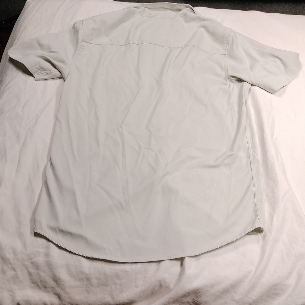 Mountain and Isles men's short sleeve button down shirt size small - Picture 9 of 11